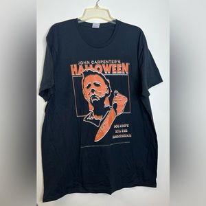 2/$20 ⭐ Men's Black T Shirt Size XL Halloewwn